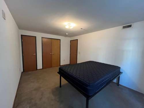 S Bed 420 West 250