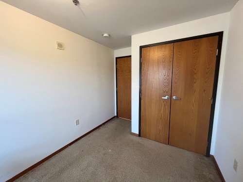 S Bed 420 West 185