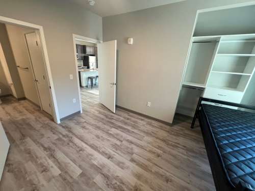 S Bed Clover Commons 121