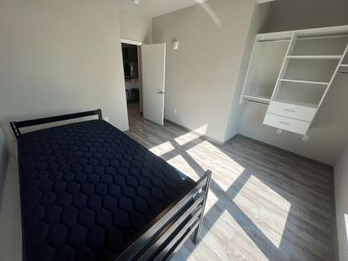 S Bed Clover Commons 368