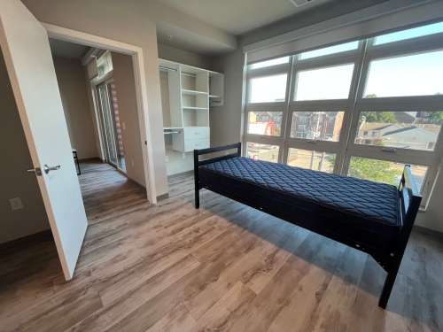 S Bed Clover Commons 411