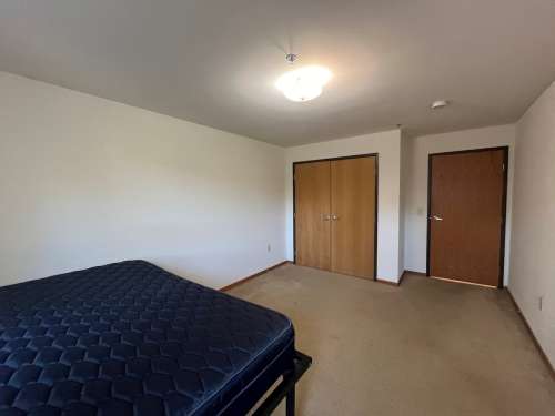 S Bed 420 West 15
