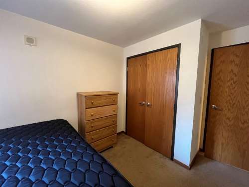 S Bed 420 West 11