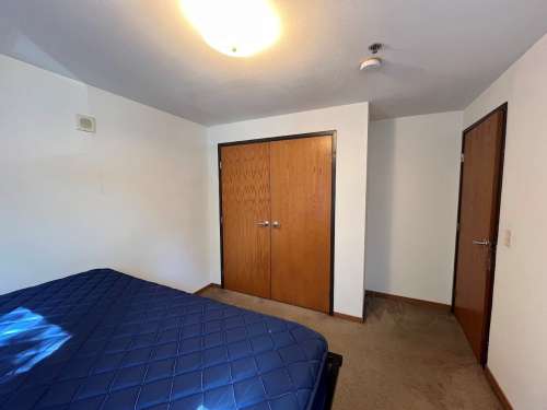 S Bed 420 West 372