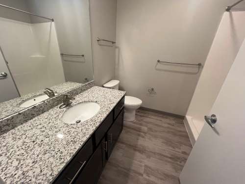 S Bed Clover Commons 42