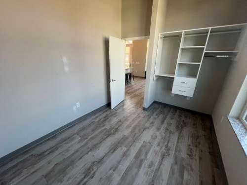 S Bed Clover Commons 123