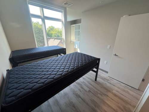 S Bed Clover Commons 187