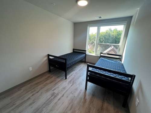 S Bed Clover Commons 155