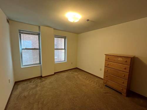 S Bed 420 West 485