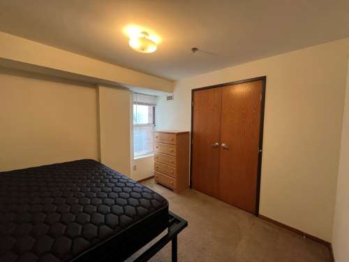 S Bed 420 West 479