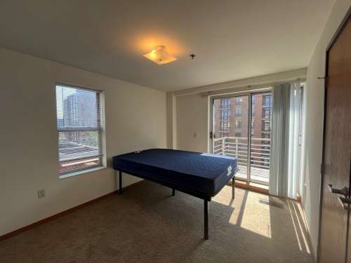 S Bed 420 West 294