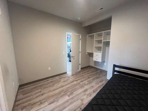 S Bed Clover Commons 337