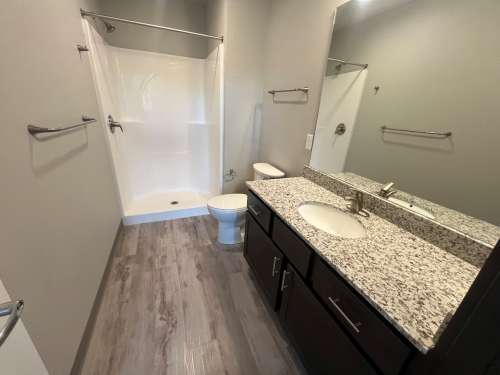 S Bed Clover Commons 190