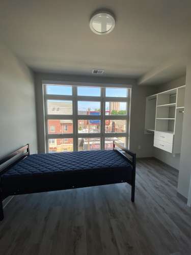 S Bed Clover Commons 373