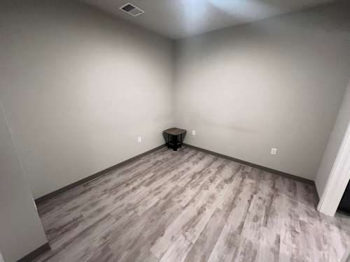 S Bed Clover Commons 49