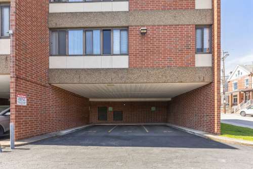 S Bed Bates Hill Apartments 9