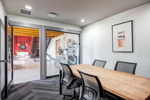 S Bed Redpoint San Marcos 12