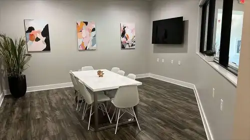 S Bed Copper Beech at San Marcos 4