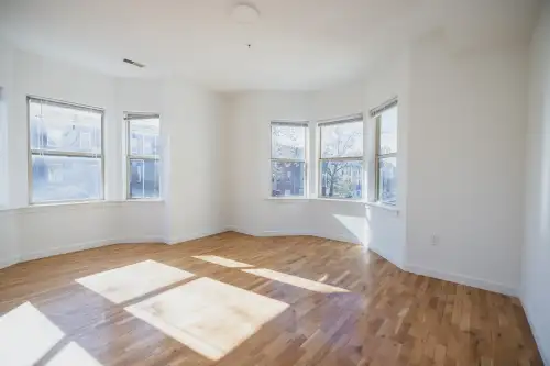 S Bed Baring Courts 3