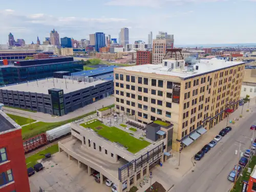 S Bed Brix Apartment Lofts 26