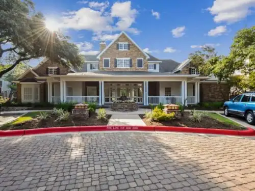 S Bed Lantower Round Rock 8