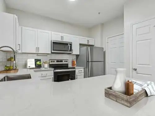 S Bed Lantower Round Rock 37