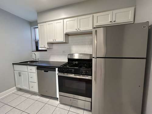 S Bed Royal Garden Apartments 53