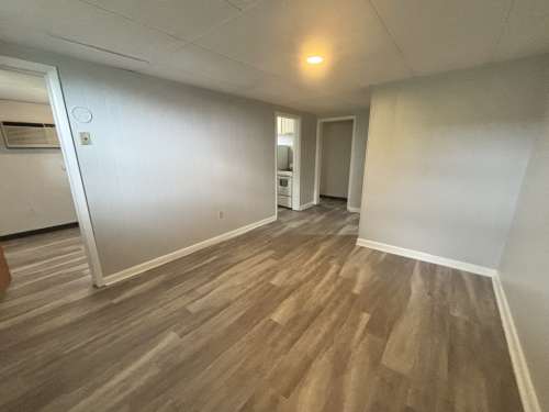 S Bed Royal Garden Apartments 37