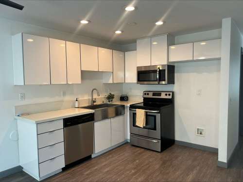 S Bed Uptown Fullerton 59