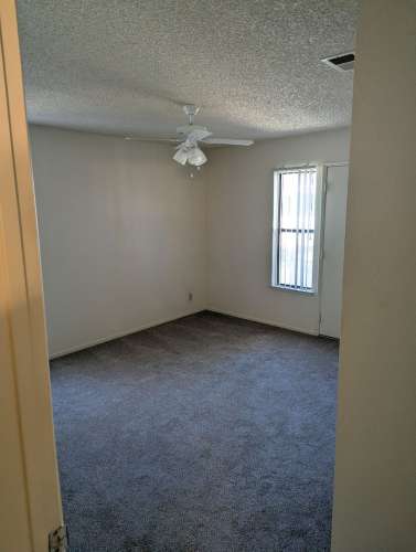 S Bed Eastlake Apartments 61