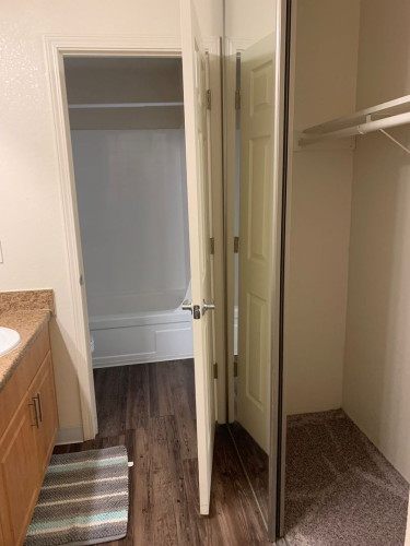 S Bed University Court 277