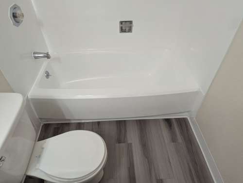 S Bed Eastlake Apartments 70