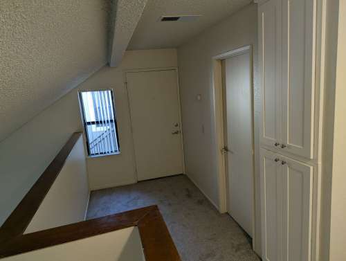 S Bed Eastlake Apartments 78