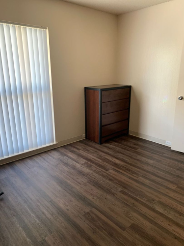 S Bed University Court 344