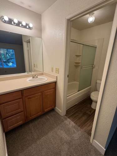 S Bed Stonegate Village Apartments & Townhomes 130