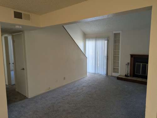 S Bed Eastlake Apartments 48