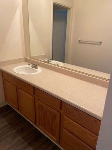 S Bed University Court 244