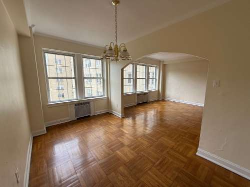 S Bed The Royal York Apartments 101