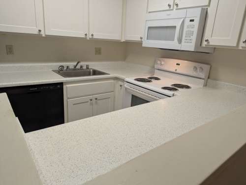 S Bed Eastlake Apartments 44