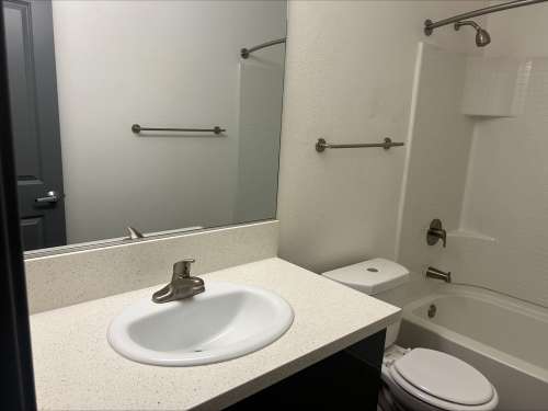 S Bed Uptown Fullerton 69