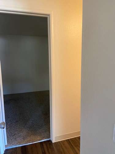 S Bed University Court 287