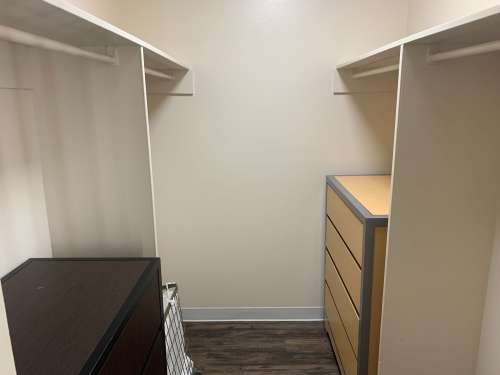 S Bed University Court 391