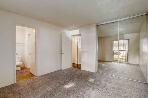 S Bed University Court 354