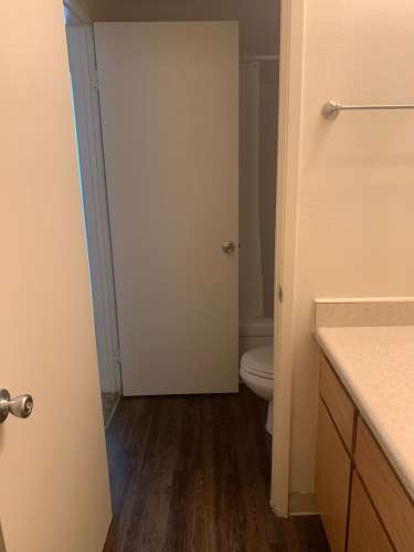 S Bed University Court 221