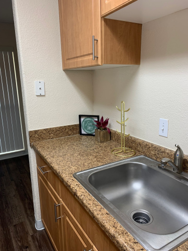 S Bed University Court 258