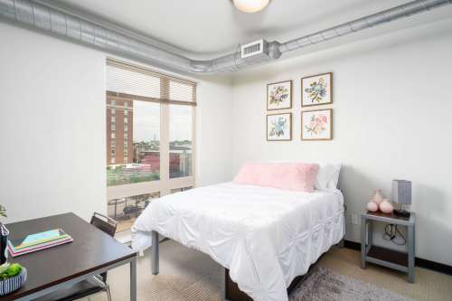 S Bed District Flats Columbia 60