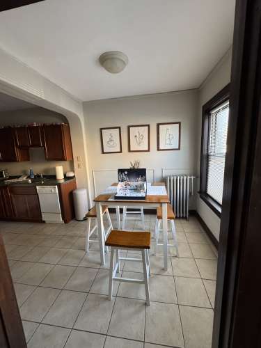 S Bed Spacious Apartments - Student Housing - Available June 1st 2 4