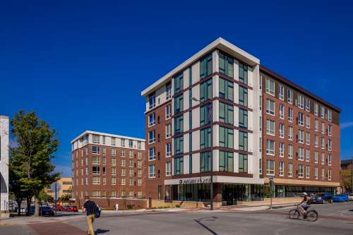 S Bed District Flats Columbia 49