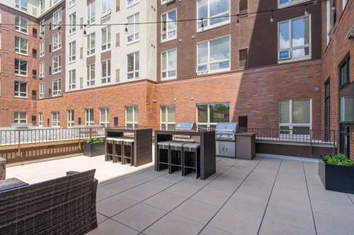 S Bed District Flats Columbia 19