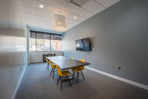 S Bed District Flats Columbia 39